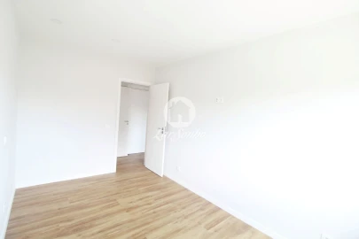 Apartamento T2 para Venda em Cidade da Maia