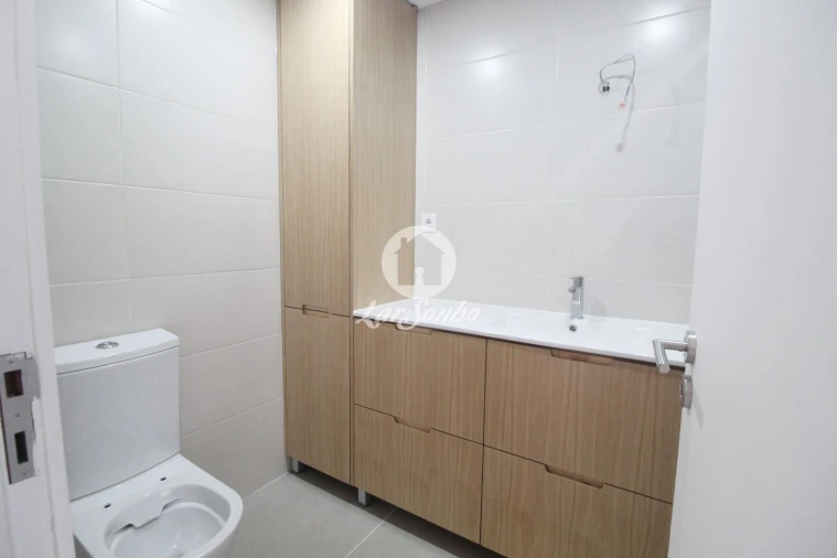 Apartamento T2 para Venda em Cidade da Maia Foto 13
