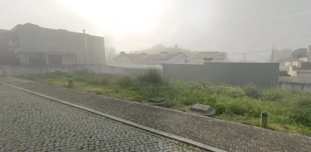 Terreno para Venda em Serzedo e Perosinho