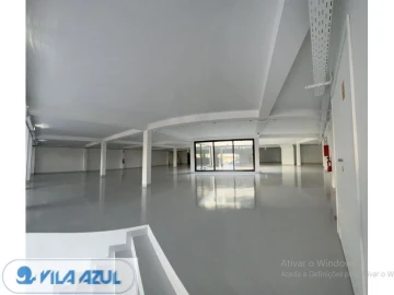 Armazém para Arrendamento em Paranhos