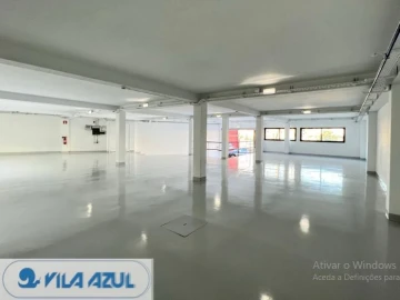 Armazém para Arrendamento em Paranhos