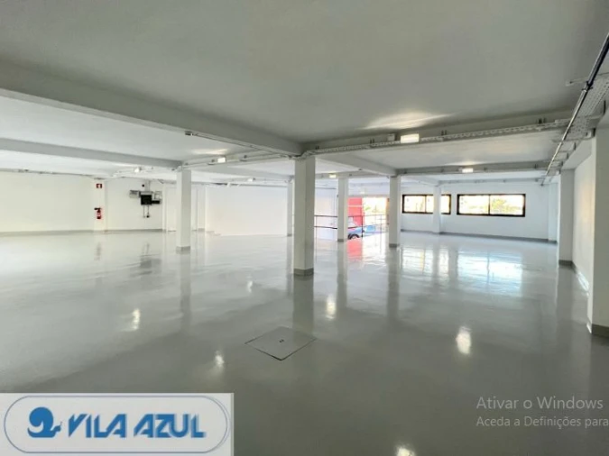 Armazém para Arrendamento em Paranhos Foto 6