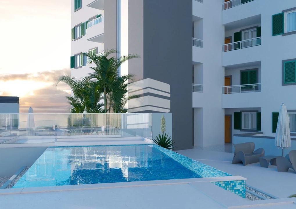 Apartamento T2 para Venda em Caniço Foto 3