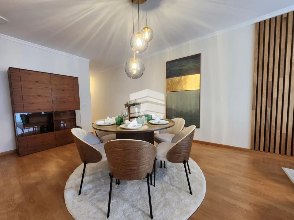 Apartamento T2 para Venda em Caniço Foto 7
