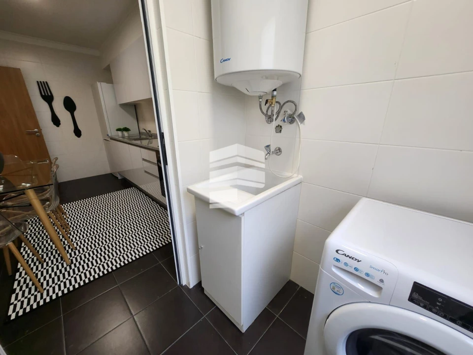 Apartamento T2 para Venda em Caniço Foto 14