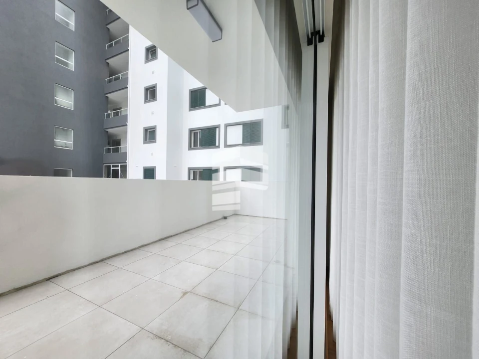 Apartamento T2 para Venda em Caniço Foto 15