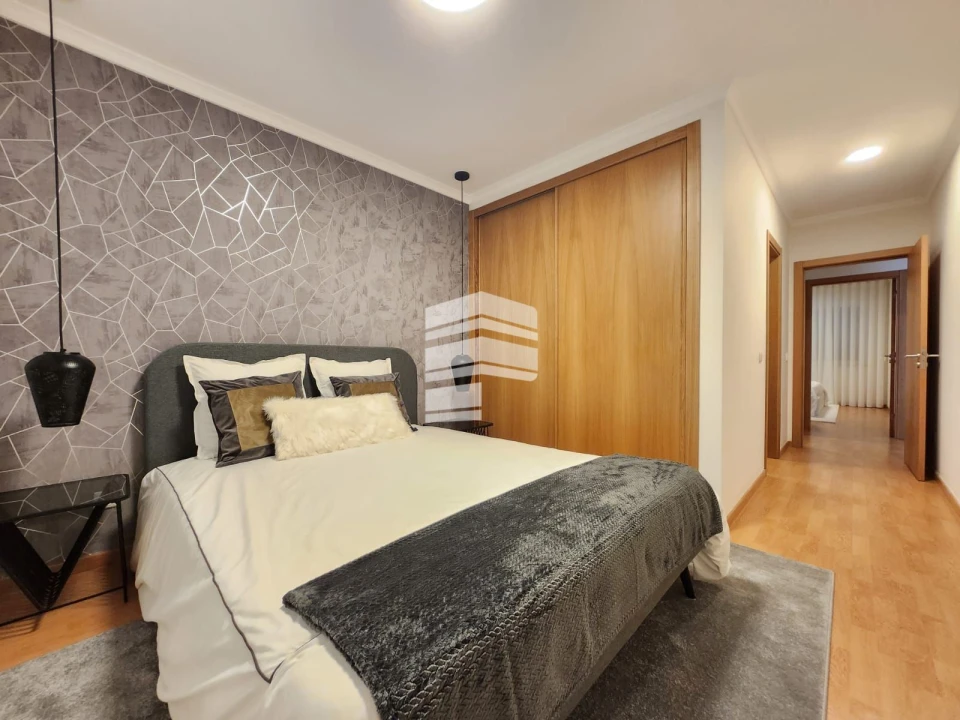 Apartamento T2 para Venda em Caniço Foto 17