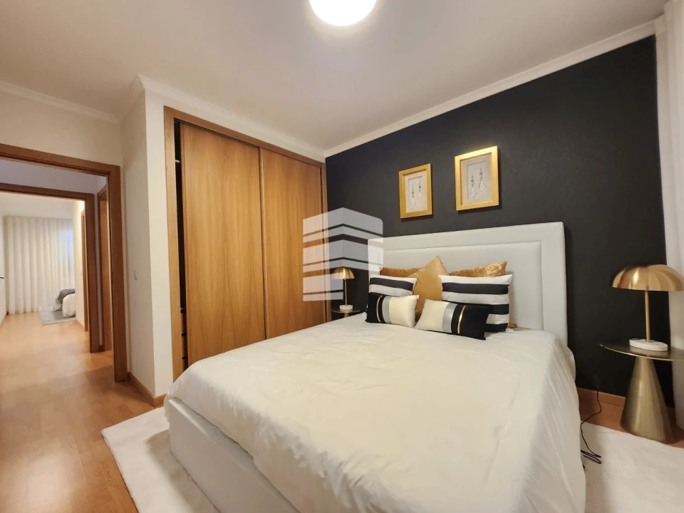 Apartamento T2 para Venda em Caniço Foto 22