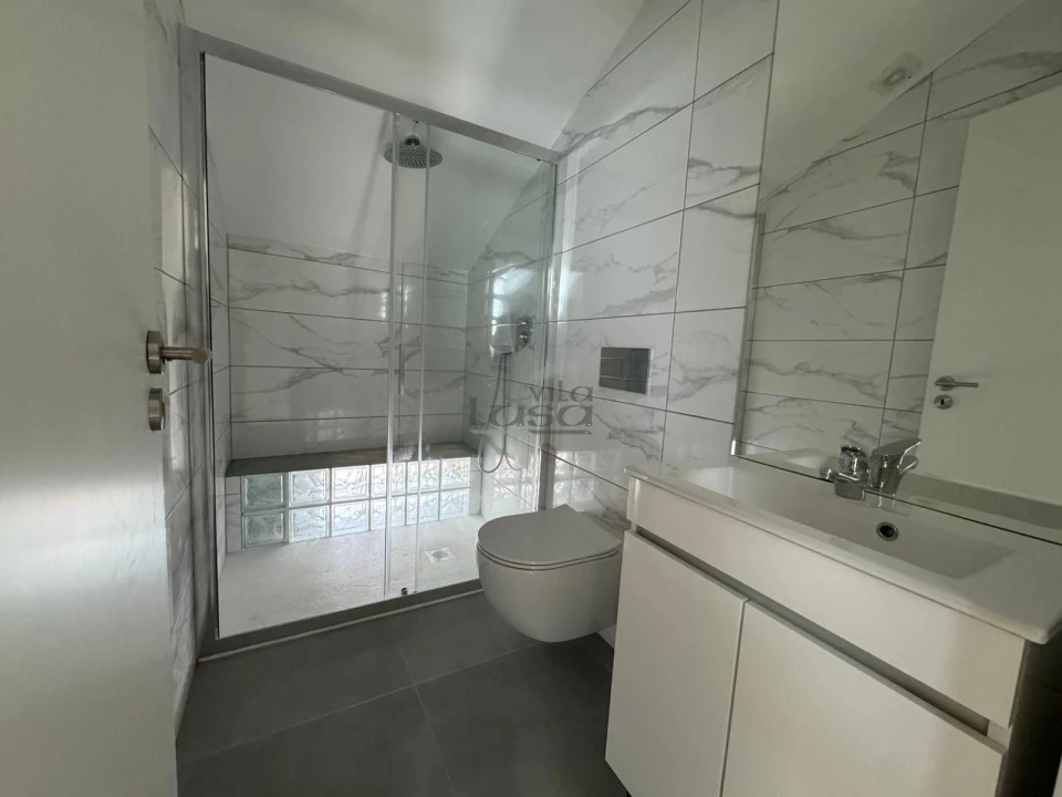 Apartamento T2 para Arrendamento em Mangualde, Mesquitela e Cunha Alta Foto 6