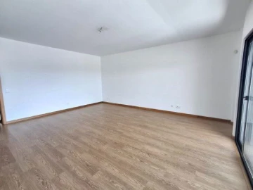 Apartamento T2 para Arrendamento em Barcarena