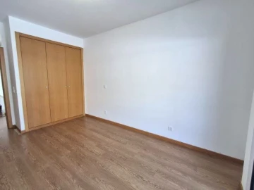 Apartamento T2 para Arrendamento em Barcarena
