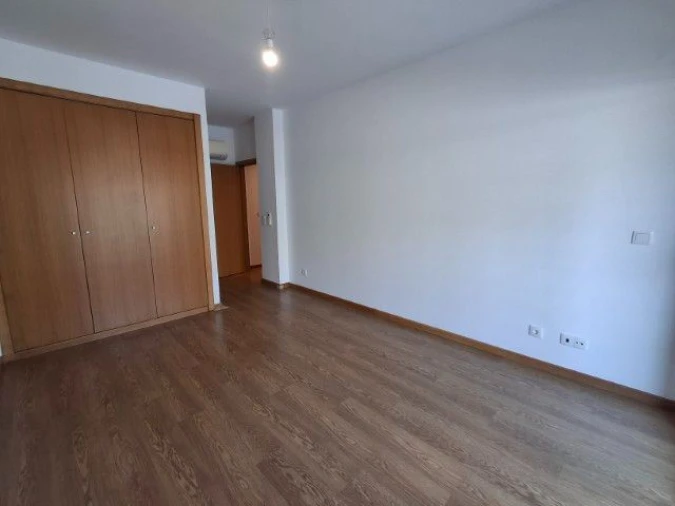 Apartamento T2 para Arrendamento em Barcarena Foto 14