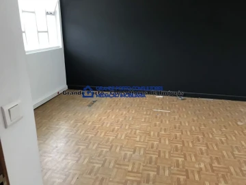 Armazém para Arrendamento em Paranhos