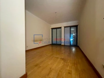 Apartamento T3 para Venda em Mina de Água