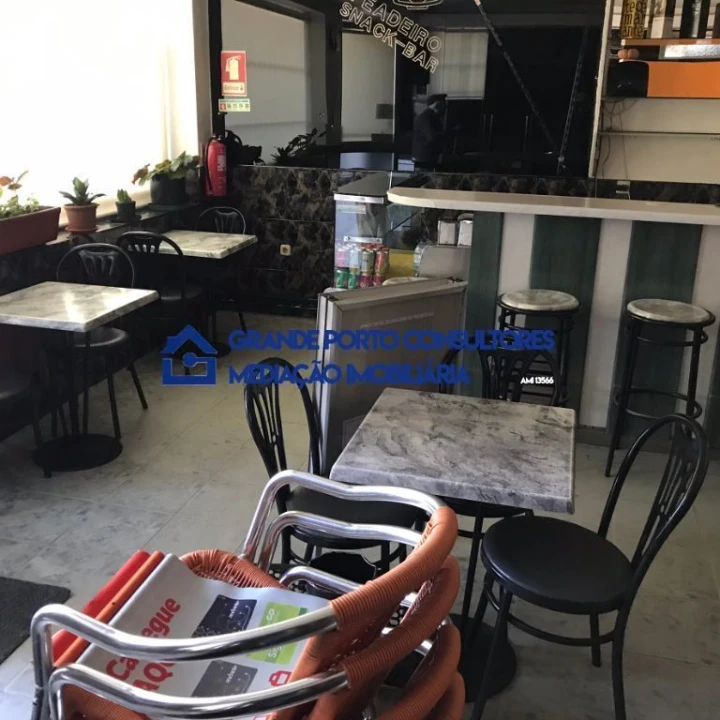 Loja para Arrendamento em Aguas Santas Foto 11
