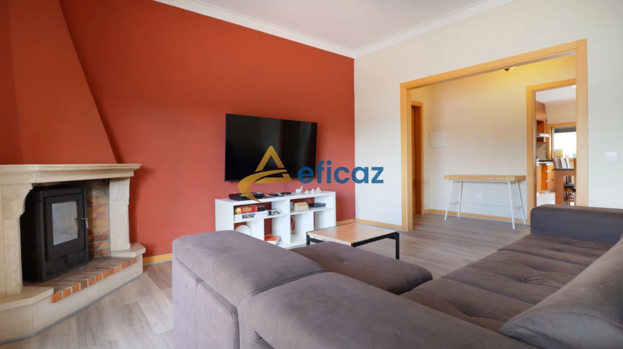 Apartamento T2 para Venda em Lodares Foto 4