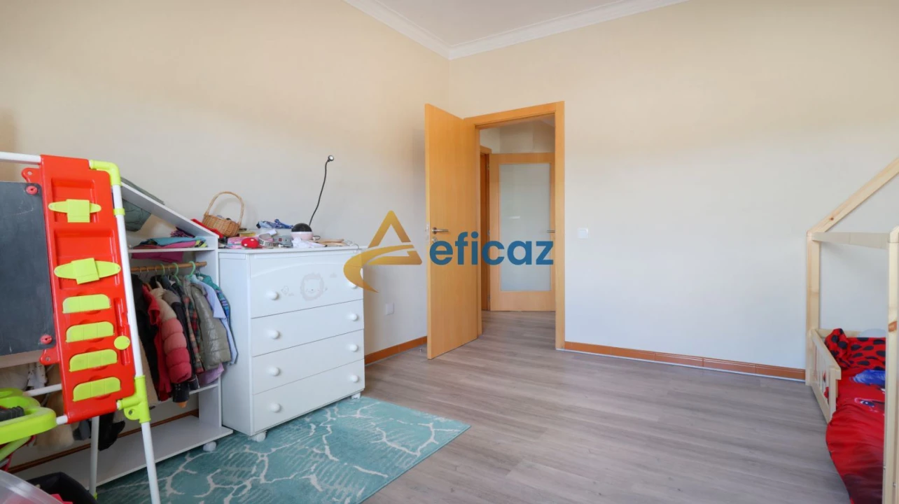 Apartamento T2 para Venda em Lodares Foto 8