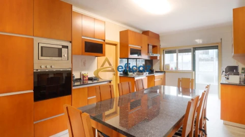 Apartamento T2 para Venda em Lodares