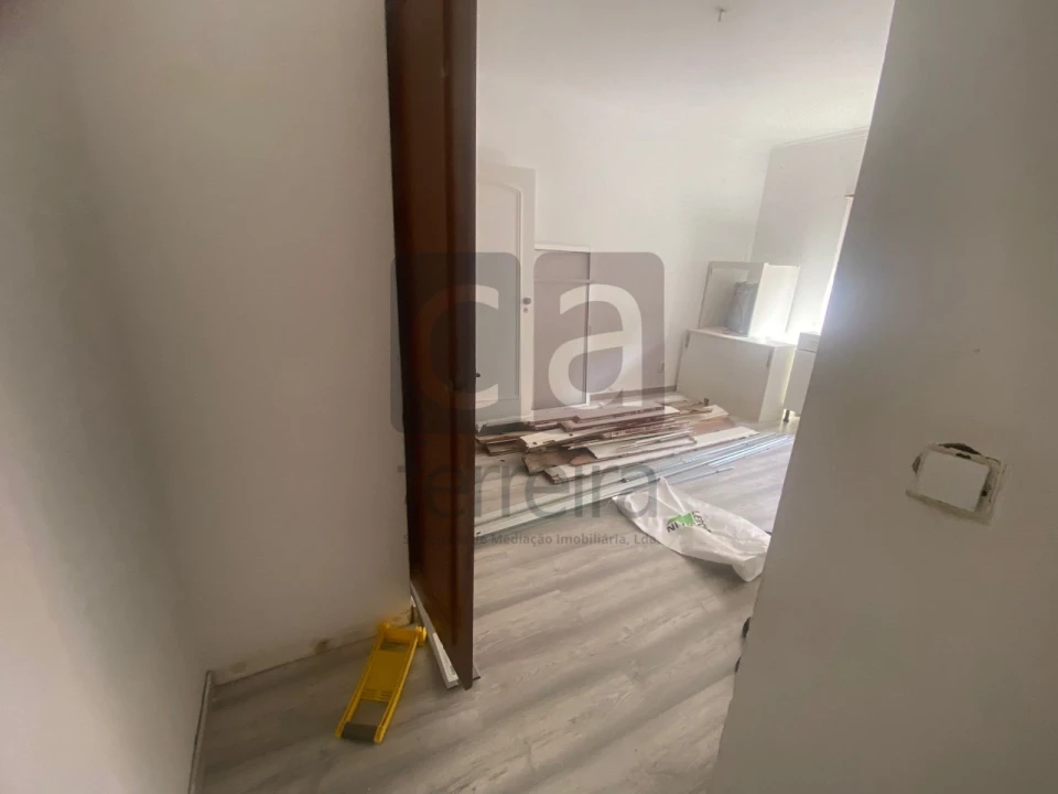 Apartamento T2 para Venda em Algueirão-Mem Martins Foto 10