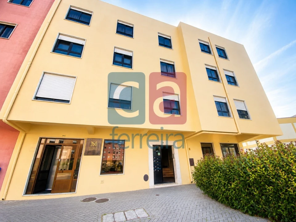 Apartamento T2 para Venda em Algueirão-Mem Martins Foto 1