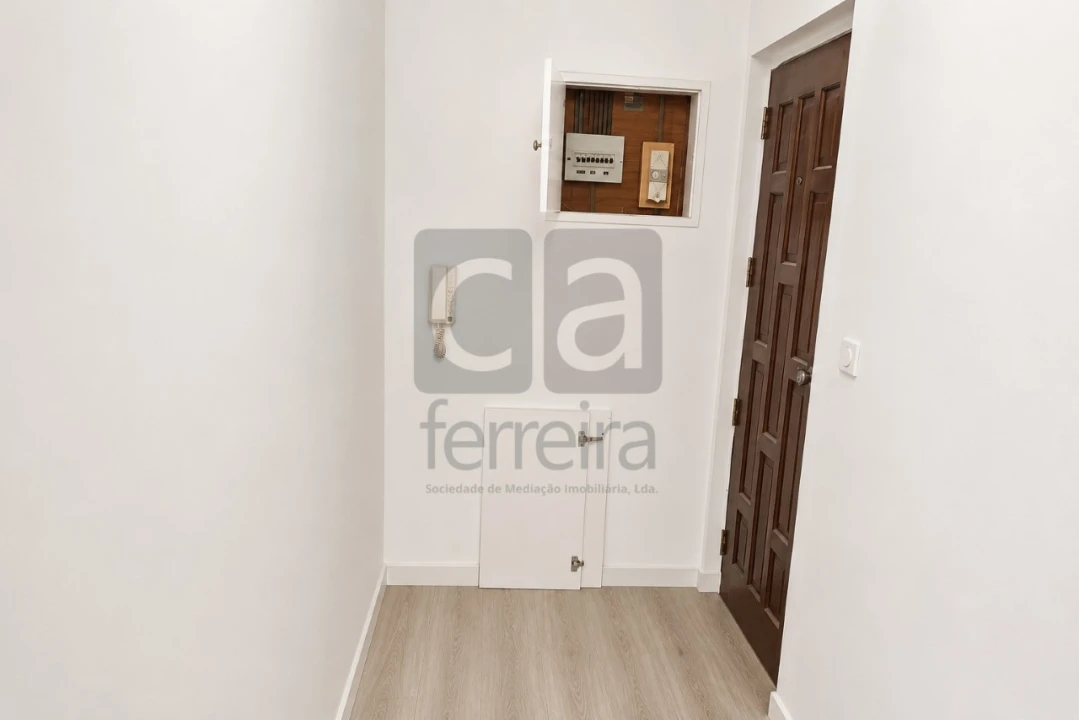 Apartamento T2 para Venda em Algueirão-Mem Martins Foto 13