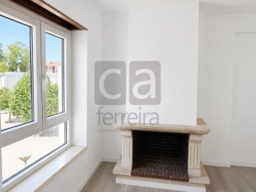 Apartamento T2 para Venda em Algueirão-Mem Martins