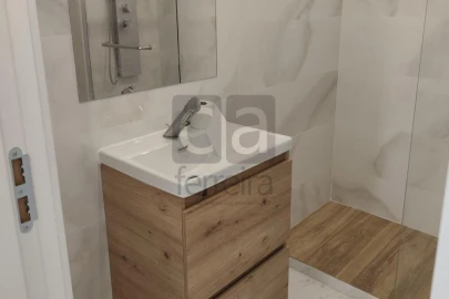 Apartamento T2 para Venda em Algueirão-Mem Martins