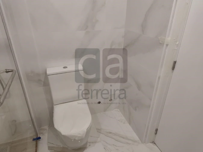 Apartamento T2 para Venda em Algueirão-Mem Martins Foto 16