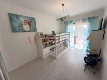 Apartamento T3 para Arrendamento em Fernao Ferro