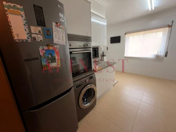 Apartamento T3 para Arrendamento em Fernao Ferro