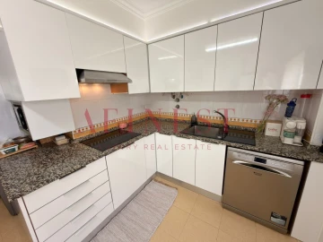 Apartamento T3 para Arrendamento em Fernao Ferro