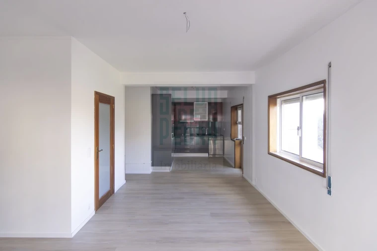 Apartamento T2 para Venda em Rio Tinto Foto 5