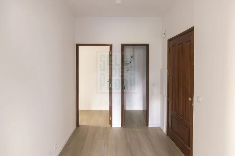 Apartamento T2 para Venda em Rio Tinto Foto 8