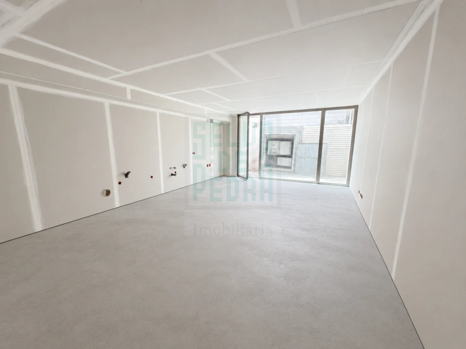 Apartamento T1 para Venda em Ramalde Foto 2