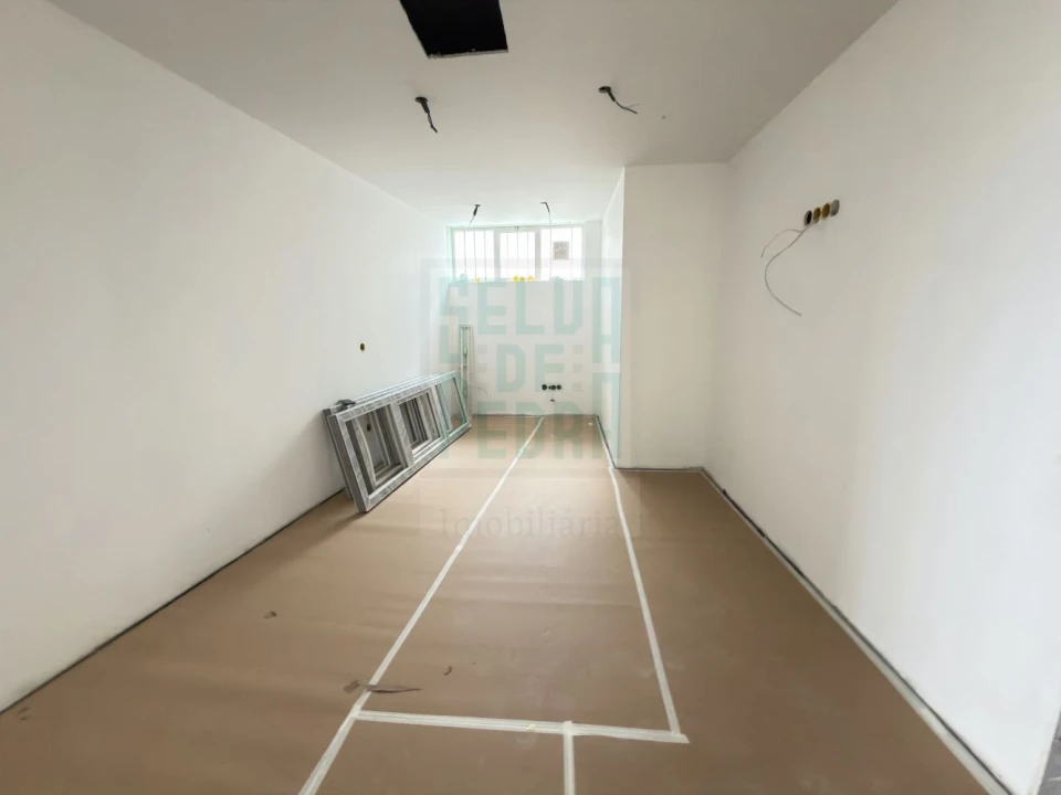 Apartamento T2 para Venda em Paços de Ferreira Foto 16