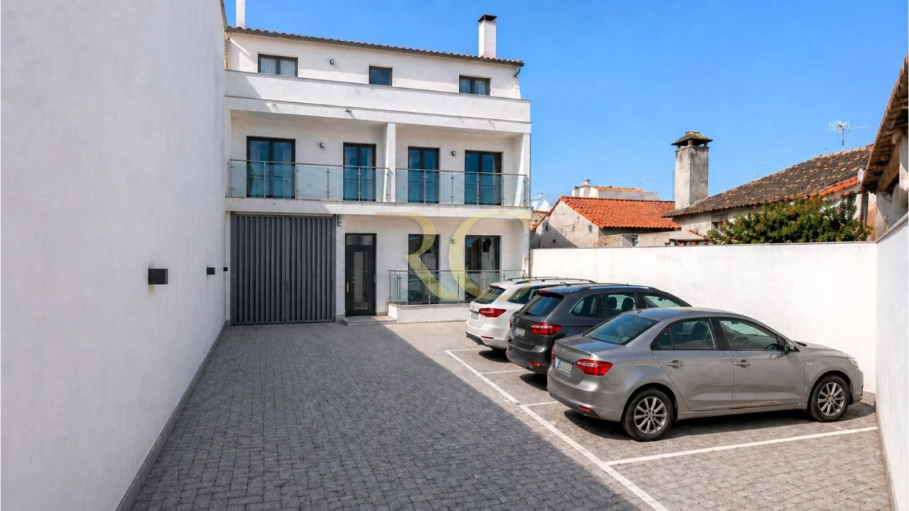 Apartamento T2 para Venda em Coimbrão Foto 16