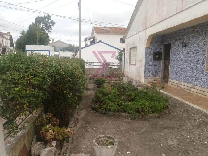 Moradia T3 para Venda em Roliça Foto 22