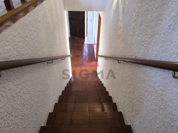 Moradia T7 para Venda em Bombarral e Vale Covo