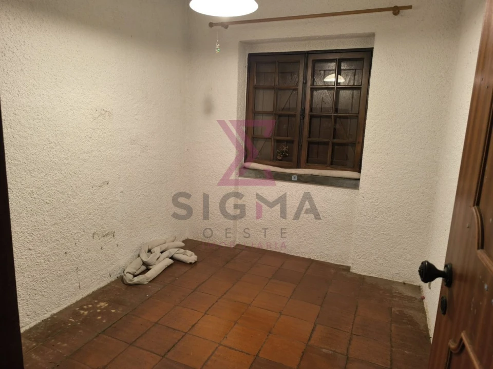 Moradia T7 para Venda em Bombarral e Vale Covo Foto 11