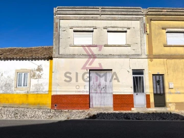 Moradia T4 para Venda em Roliça