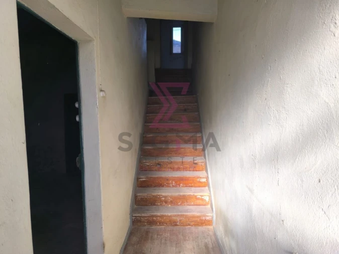 Moradia T4 para Venda em Roliça Foto 13