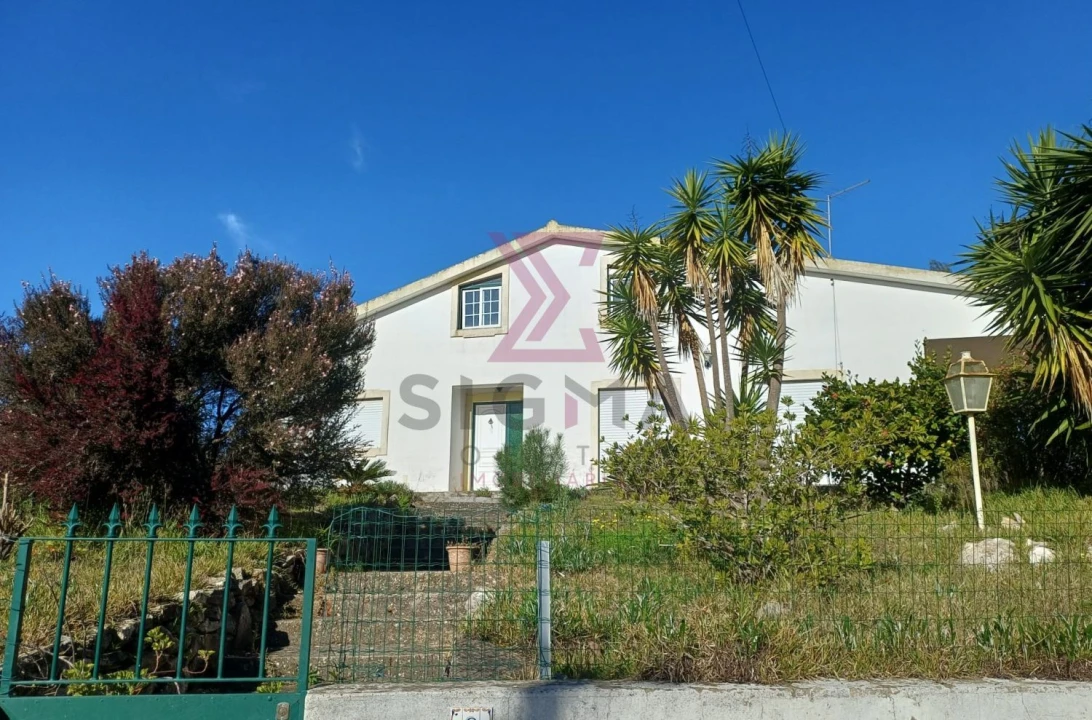 Moradia T3 para Venda em Roliça Foto 1