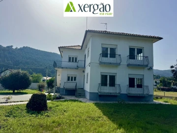 Moradia T6 para Venda em Moledo e Cristelo