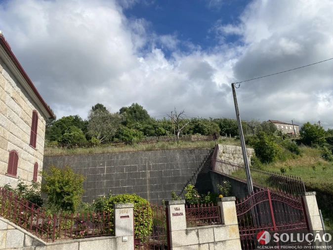 Moradia T4 para Venda em Barro Foto 5