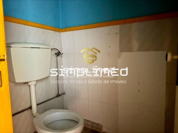 Loja para Arrendamento em Alto do Seixalinho, Santo André e Verderena