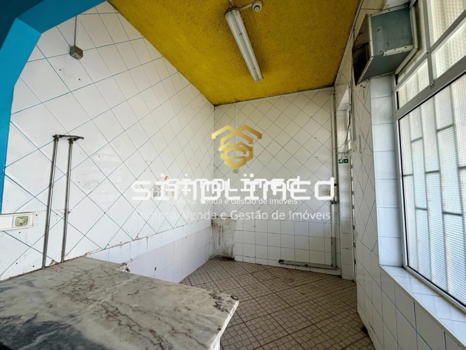 Loja para Arrendamento em Alto do Seixalinho, Santo André e Verderena Foto 6