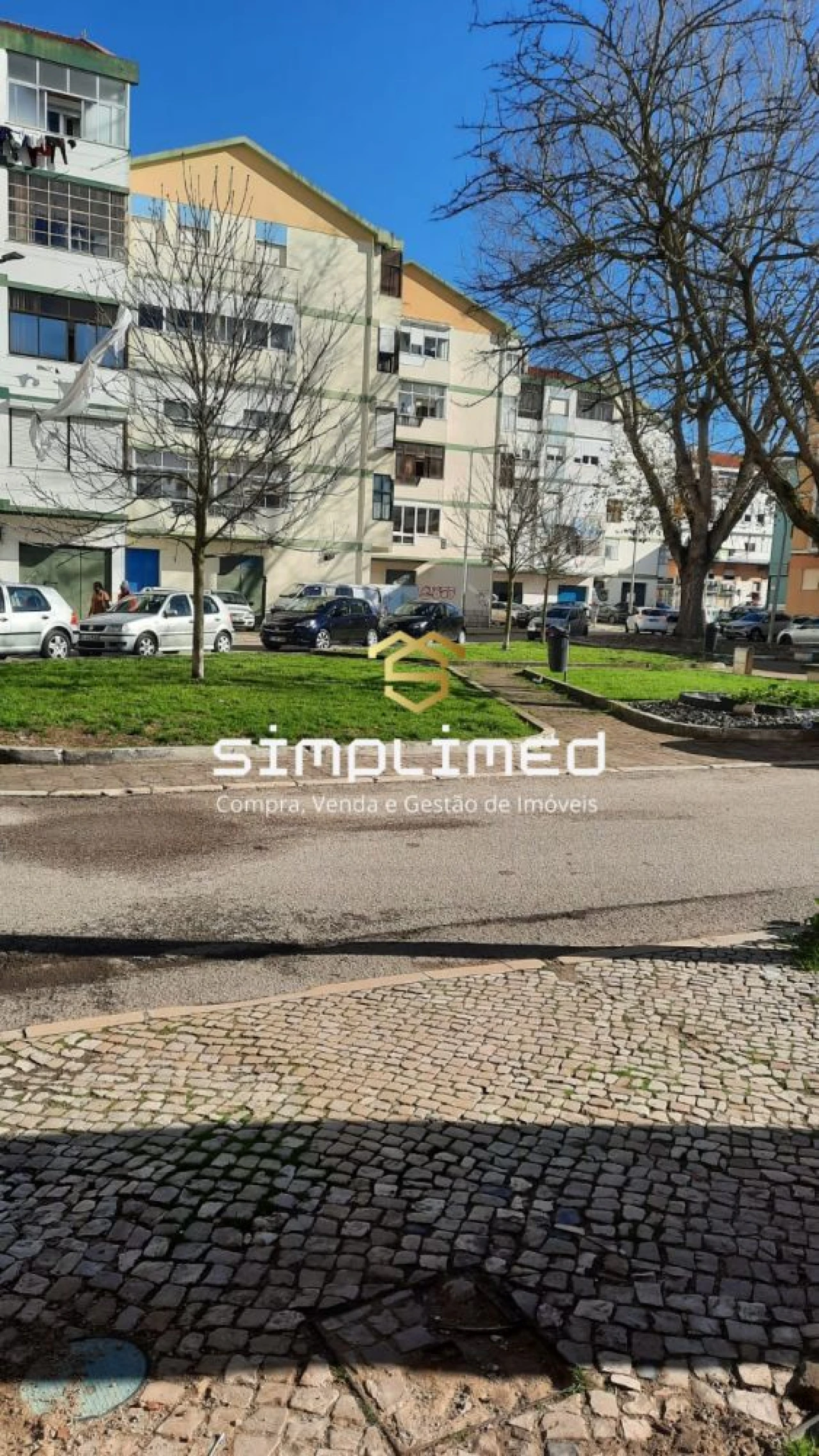 Loja para Arrendamento em Alto do Seixalinho, Santo André e Verderena Foto 1