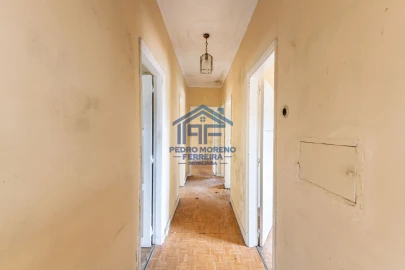 Loja para Venda em Covilhã e Canhoso
