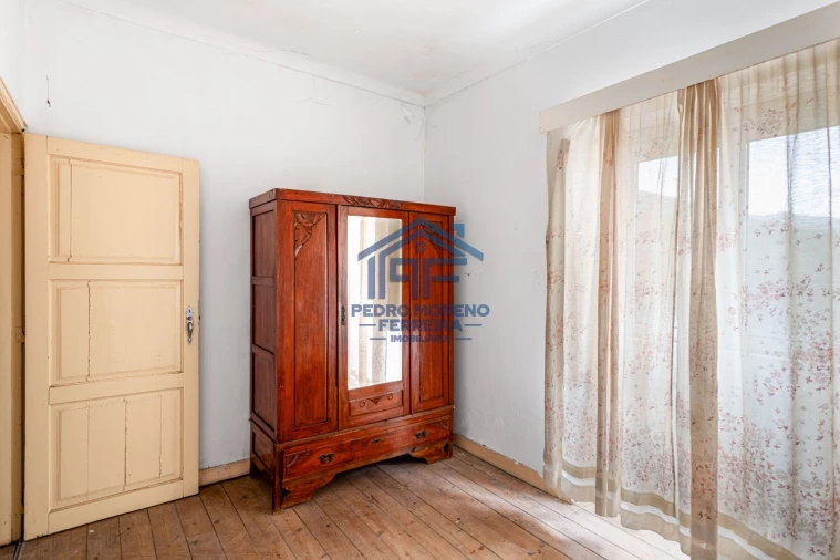 Loja para Venda em Covilhã e Canhoso Foto 16