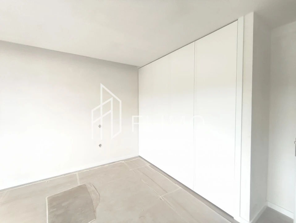 Apartamento T3 para Venda em Loureiro Foto 33